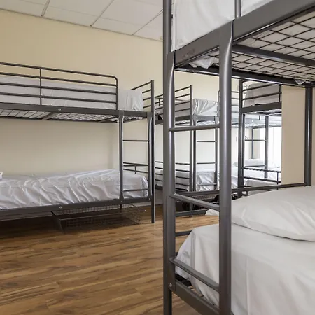 Garden Lane Backpackers