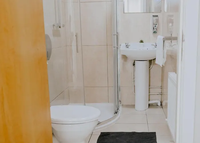 Garden Lane Backpackers אכסניה