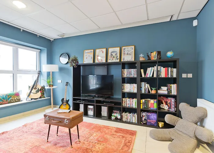 Garden Lane Backpackers אכסניה