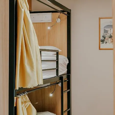 بيت شباب Garden Lane Backpackers *