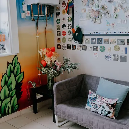 Хостел Garden Lane Backpackers