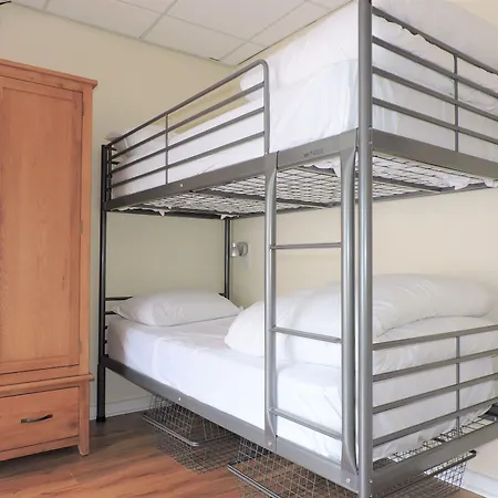 Garden Lane Backpackers Hostal *